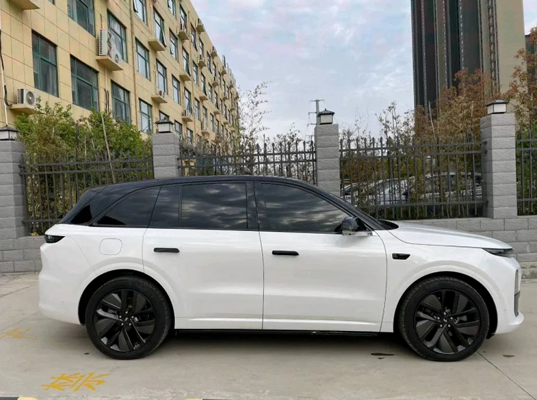 理想L6 正面外观二