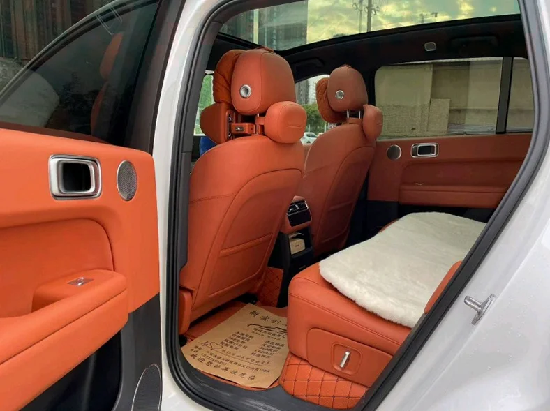 理想L6 后面外观三