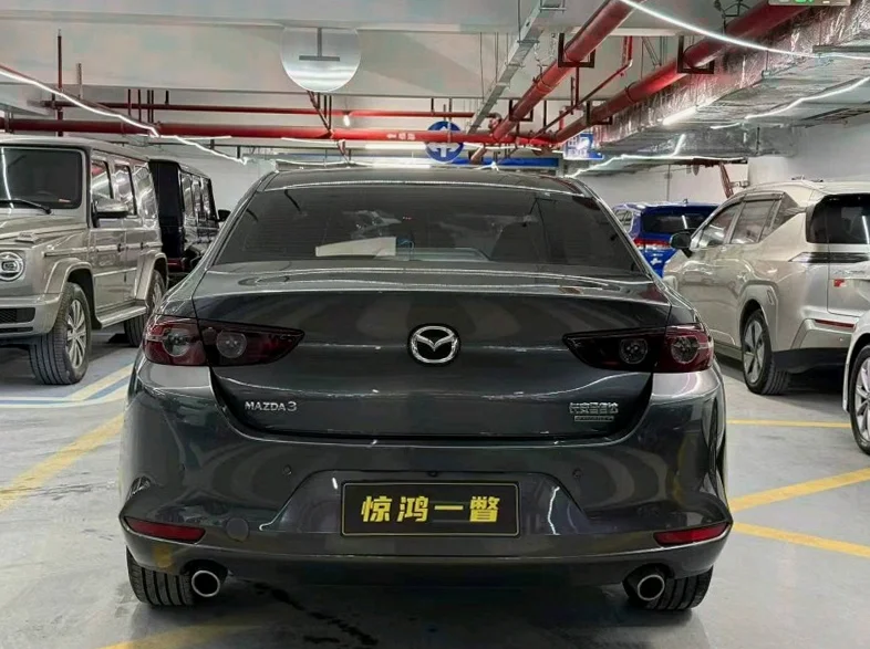 马自达昂克赛拉 后面外观三