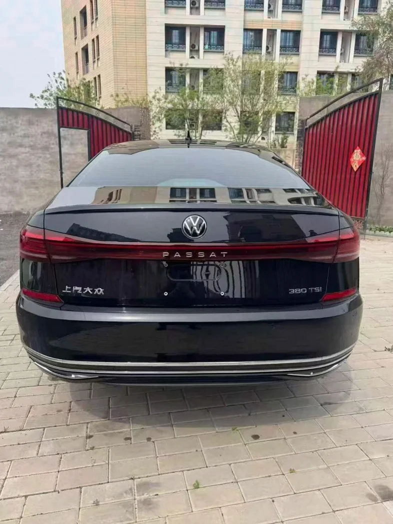 大众帕萨特 驾驶室