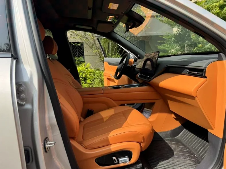 东风奕派 后面外观二