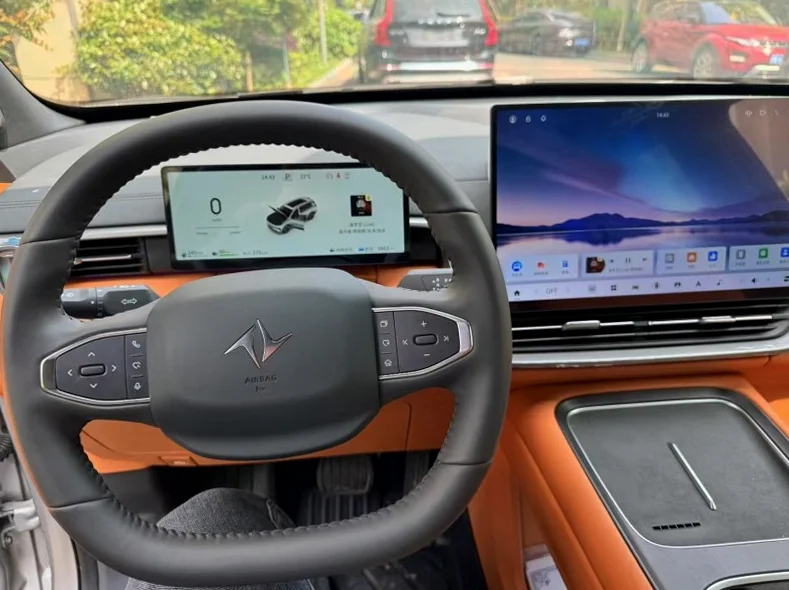 东风奕派 正面外观三