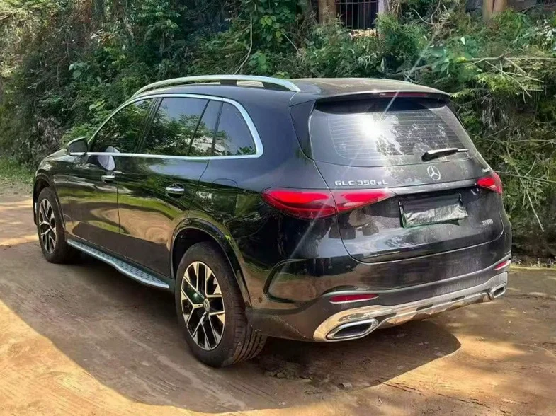 奔驰GLC 内饰前排