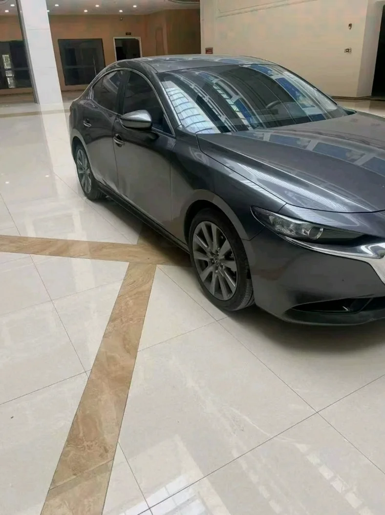 马自达昂克赛拉 正面外观三