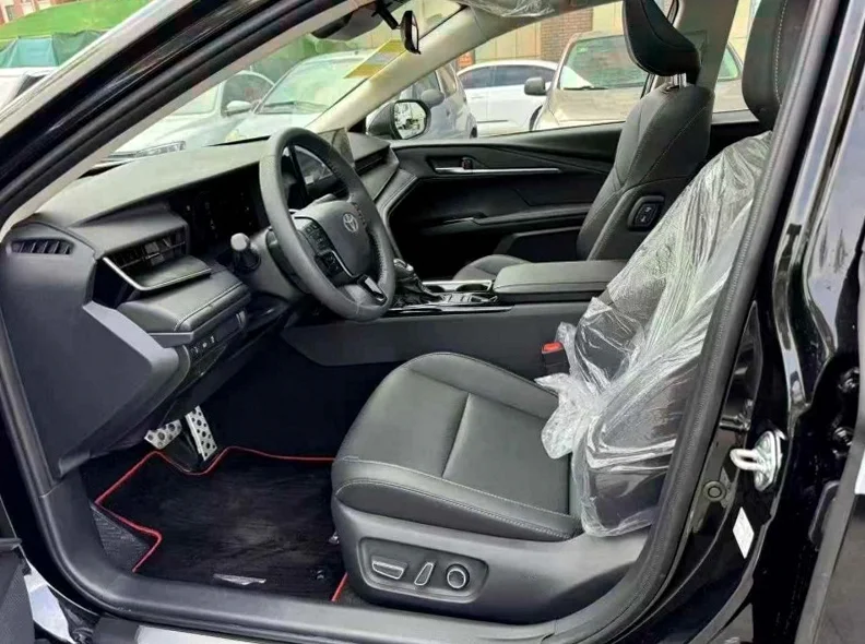 丰田凯美瑞 后面外观一