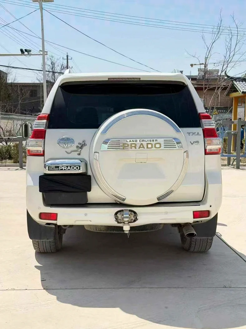 丰田普拉多 内饰后排