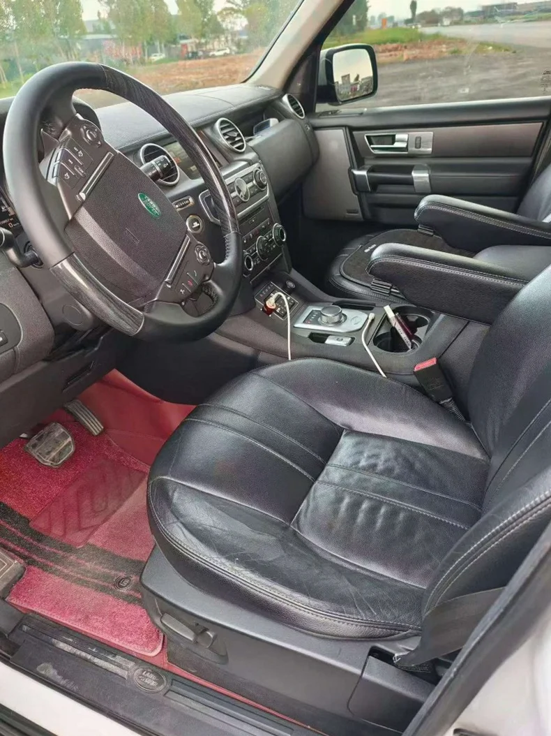 路虎发现 正面外观三