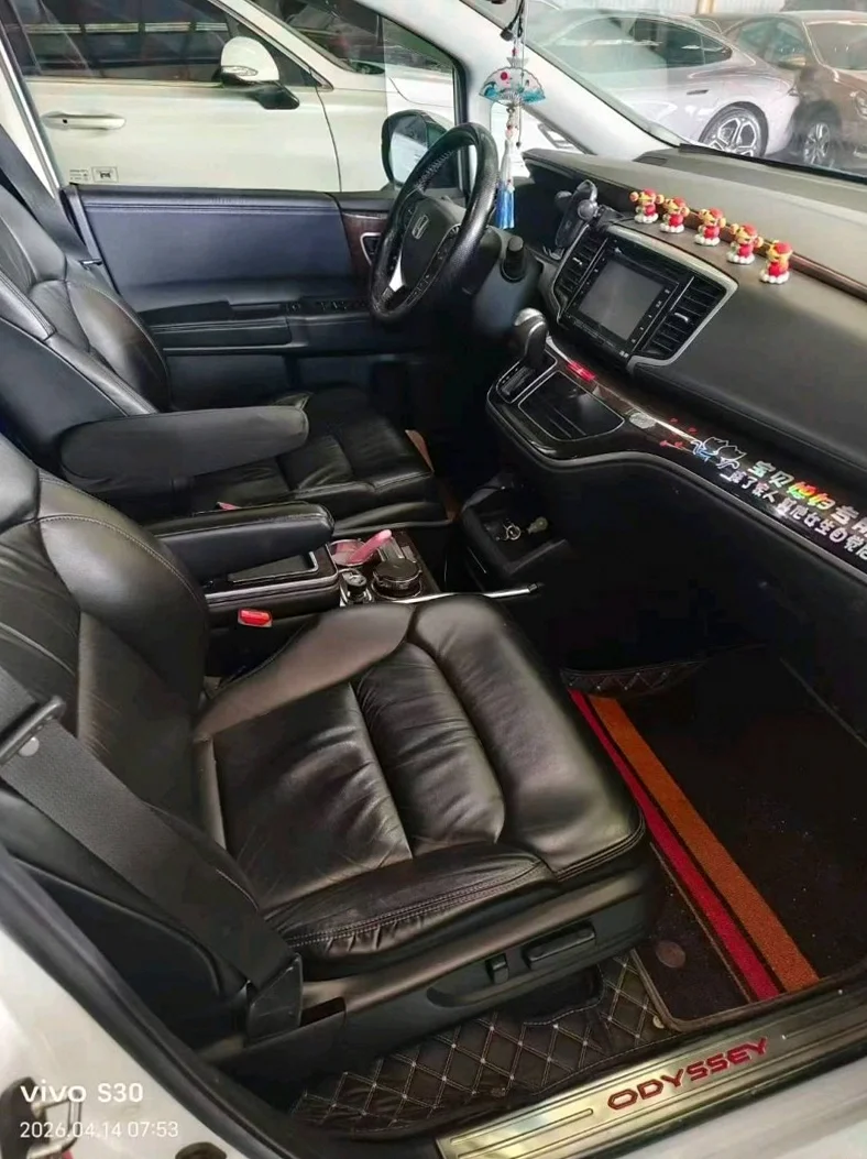 本田奥德赛 后面外观三