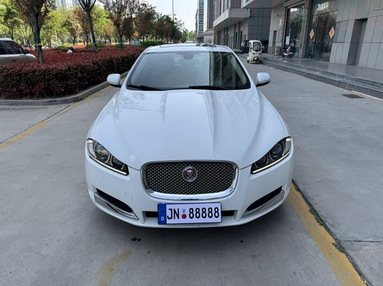 14年捷豹XF 2.0T豪华版