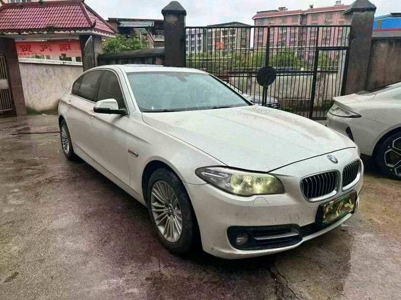 宝马5系 正面外观二