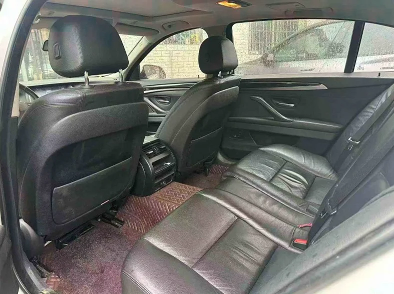 宝马5系 后面外观二