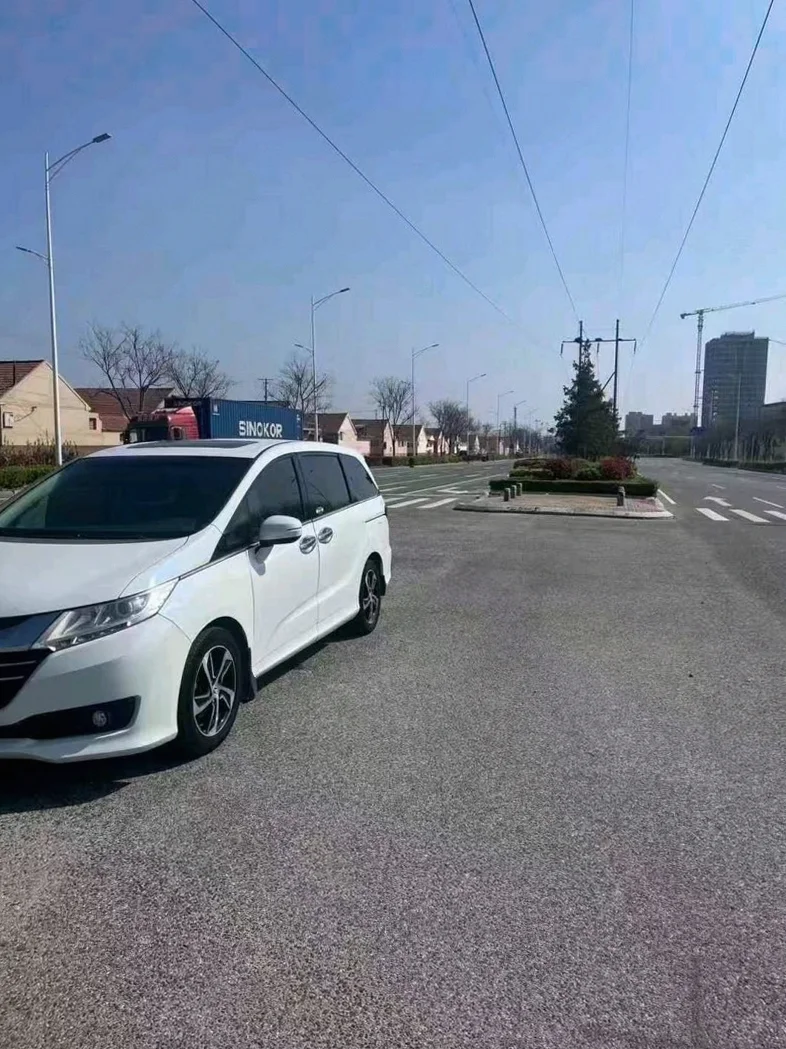 本田奥德赛 正面外观三