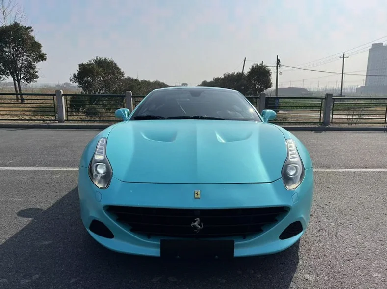 15年法拉利California T