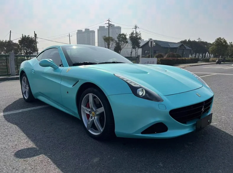 法拉利California 后面外观一