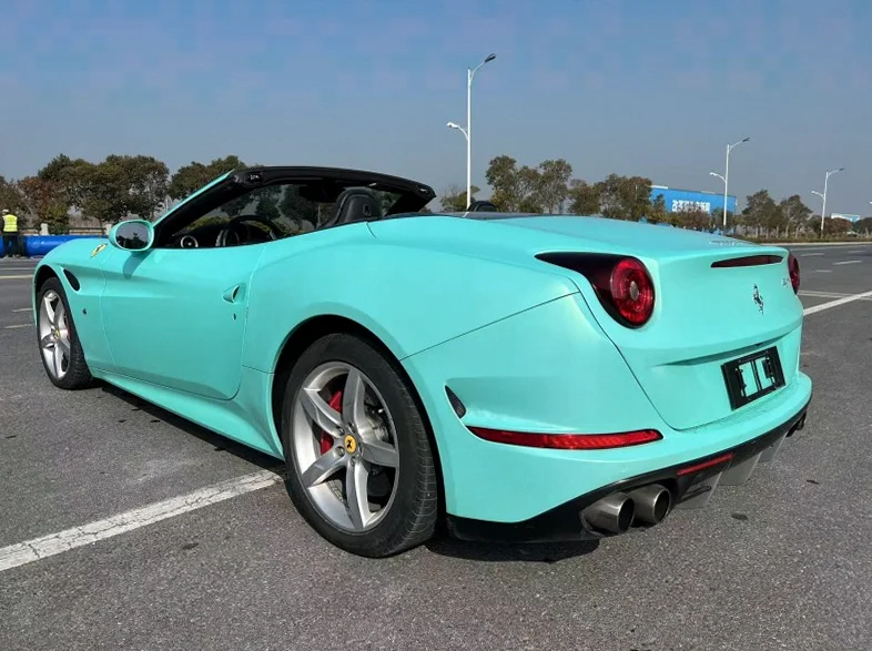 法拉利California 内饰前排