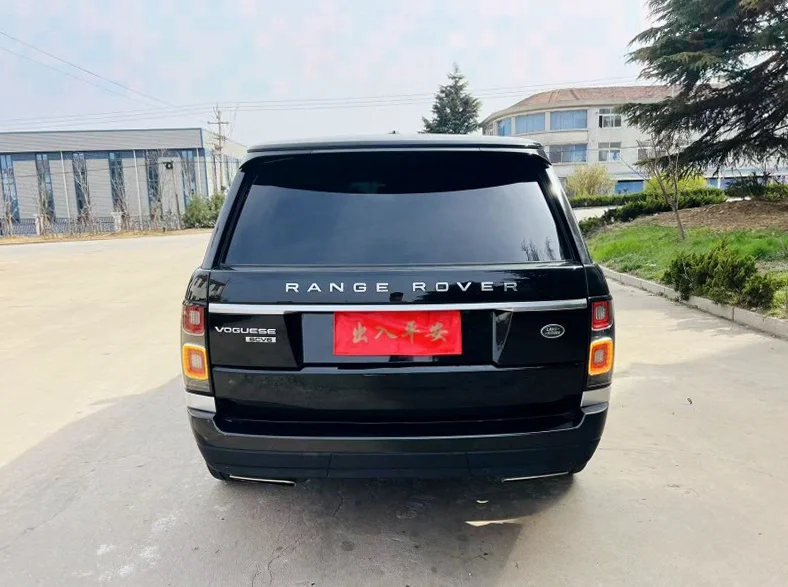 路虎揽胜行政 后面外观二