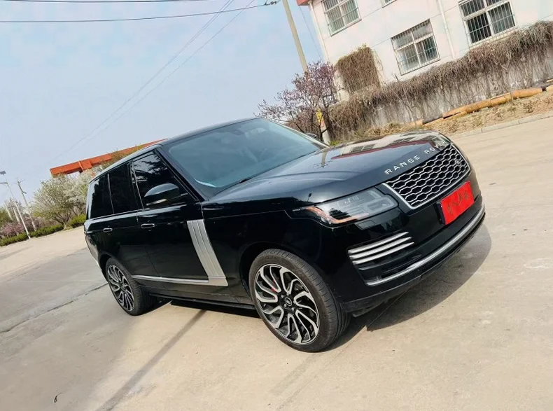 路虎揽胜行政 正面外观二