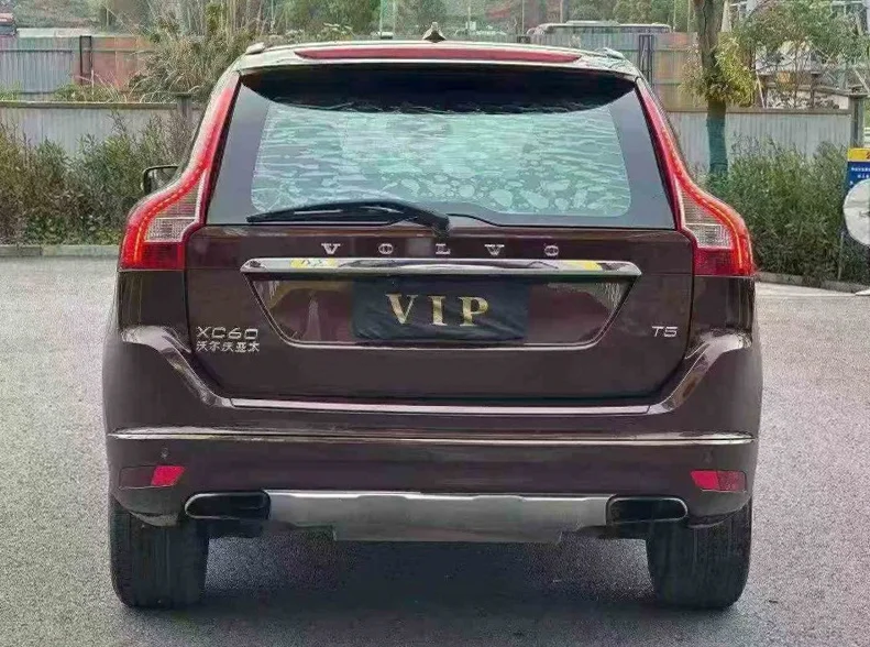 沃尔沃XC60 内饰后排