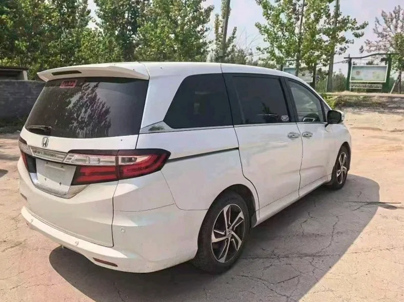 本田奥德赛 驾驶室