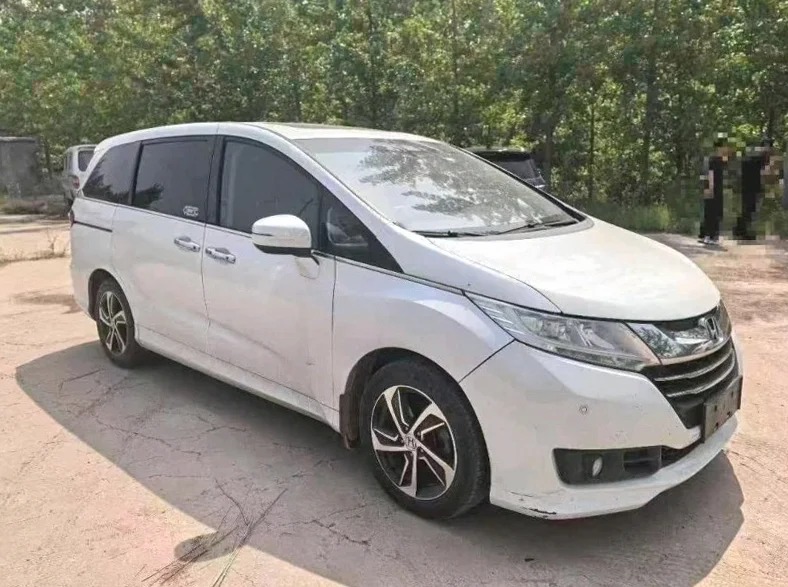 本田奥德赛 后面外观二