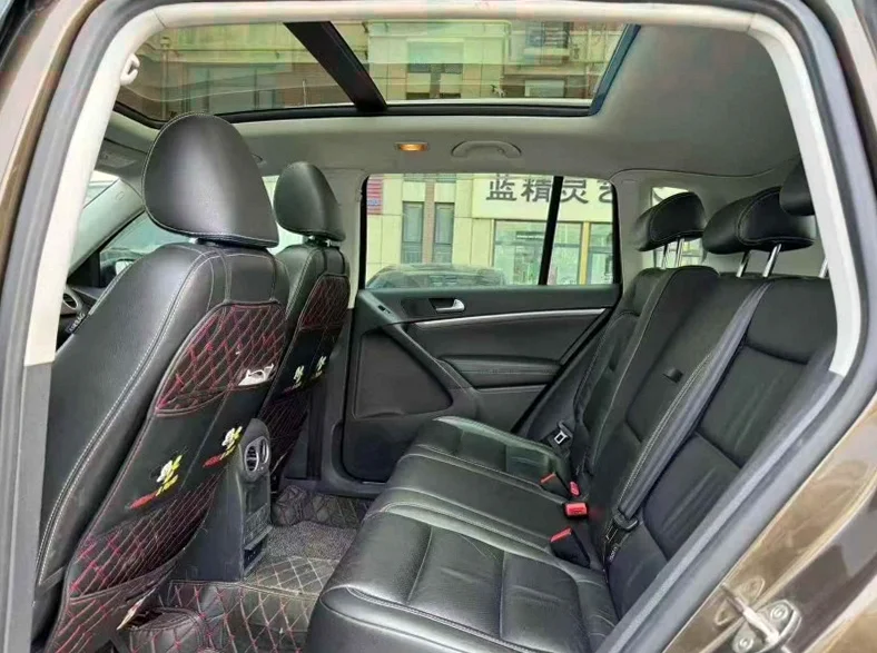 大众途观 后面外观一