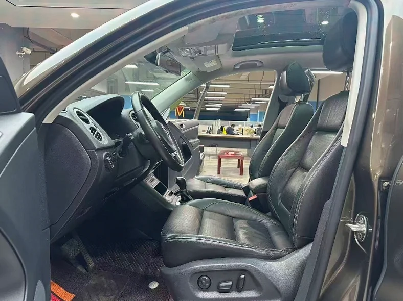 大众途观 后面外观二