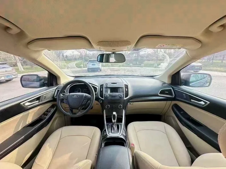 福特锐界 后面外观一