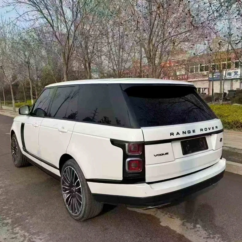 路虎揽胜行政 驾驶室