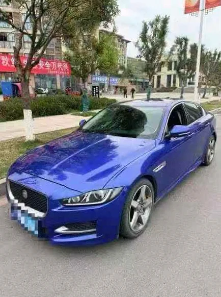 捷豹XE 正面外观二