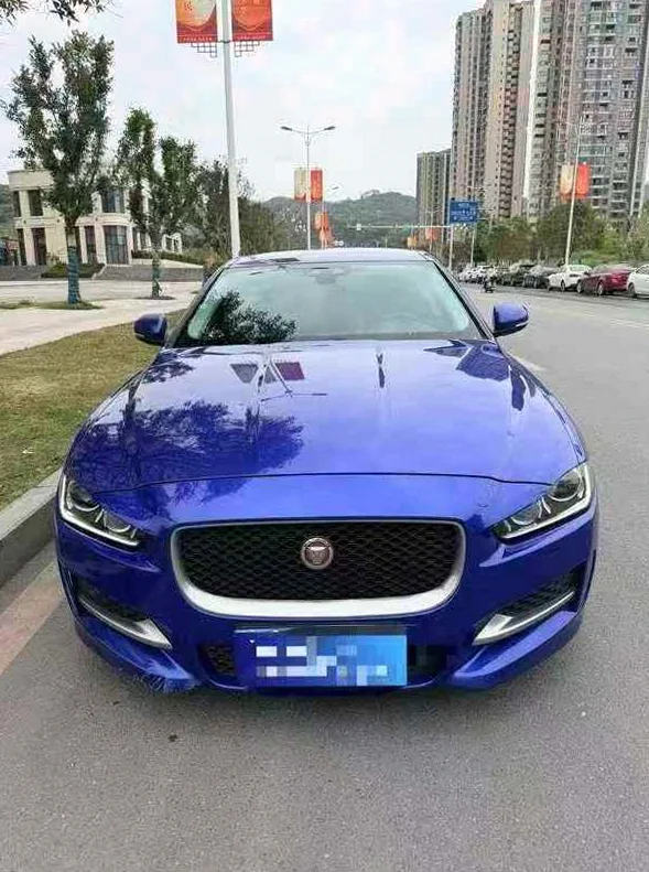 17年捷豹XE 2.0T自动档顶配