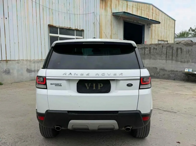 路虎揽胜运动 内饰后排