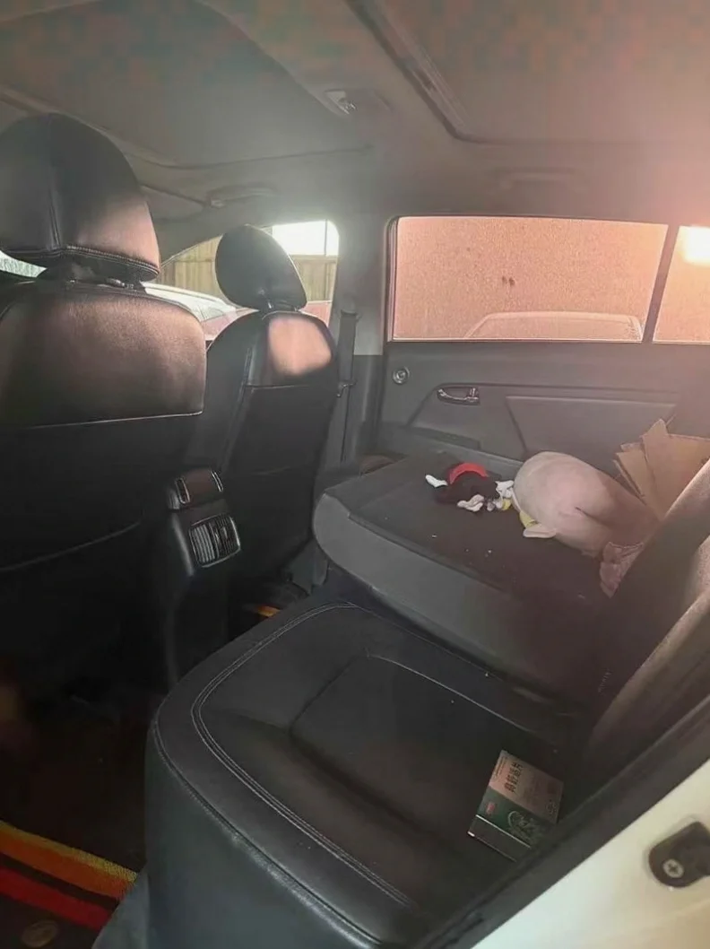 起亚智跑 后面外观三