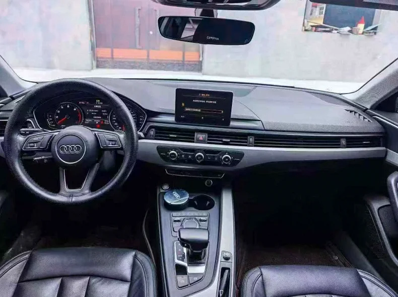 奥迪A4L 后面外观二