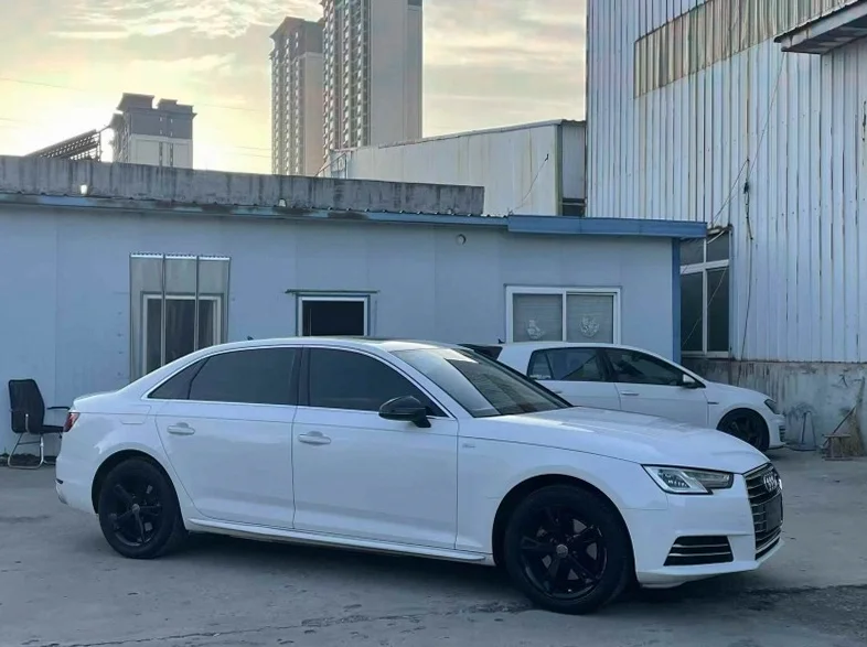 奥迪A4L 正面外观三