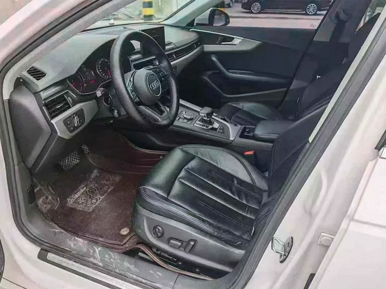 奥迪A4L 后面外观三