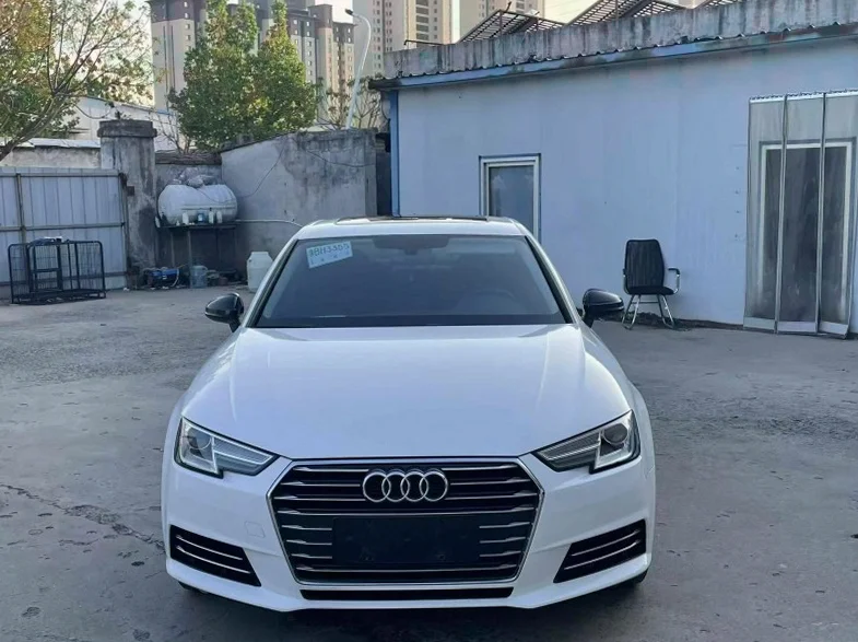 18年奥迪A4L 1.4T 天窗导航