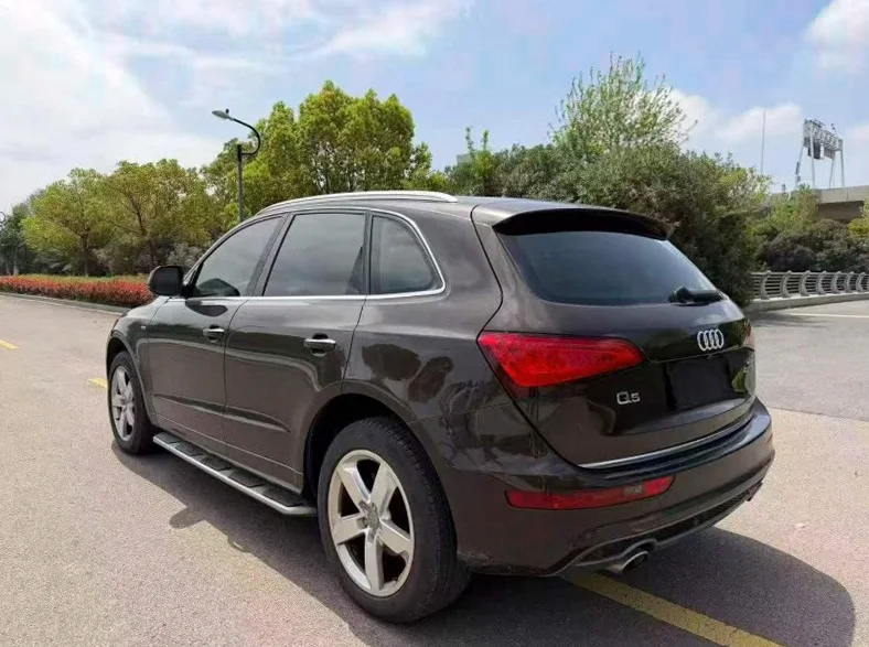 奥迪Q5 内饰前排