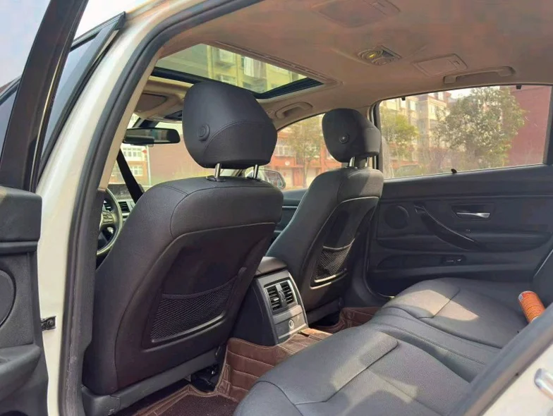 宝马3系 内饰前排