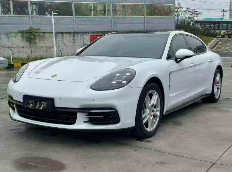 保时捷帕拉梅拉 正面外观二