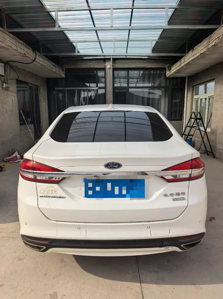 福特蒙迪欧 正面外观二