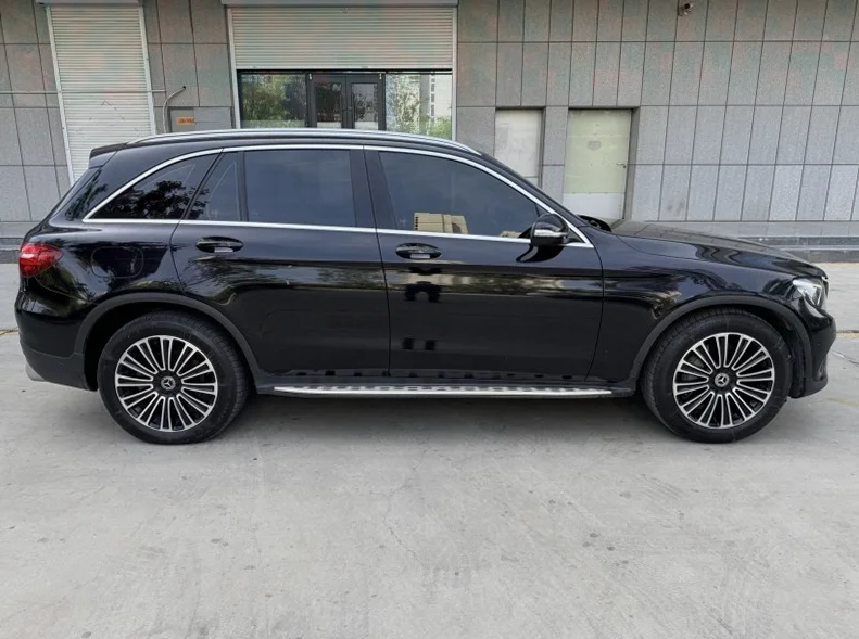 奔驰GLC 内饰后排