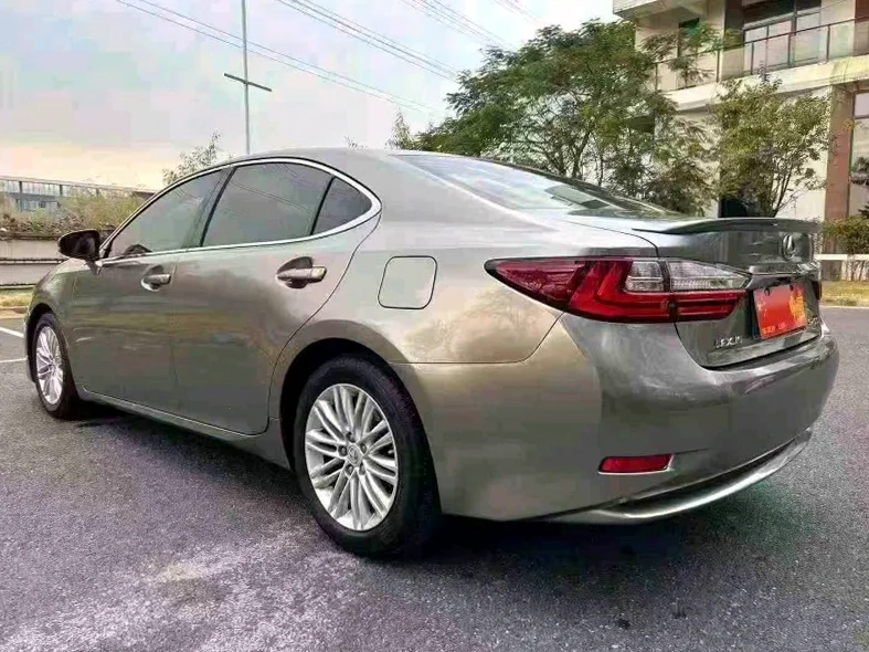 雷克萨斯ES 内饰前排