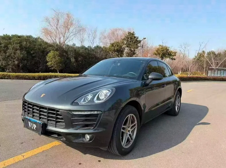 保时捷Macan 正面外观二