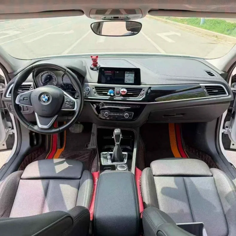 宝马1系 后面外观三