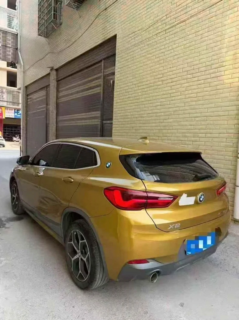 宝马X2 后面外观三