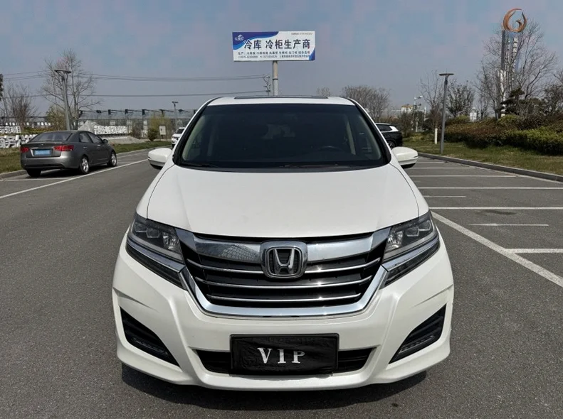 19年本田艾力绅2.4L自动豪华版