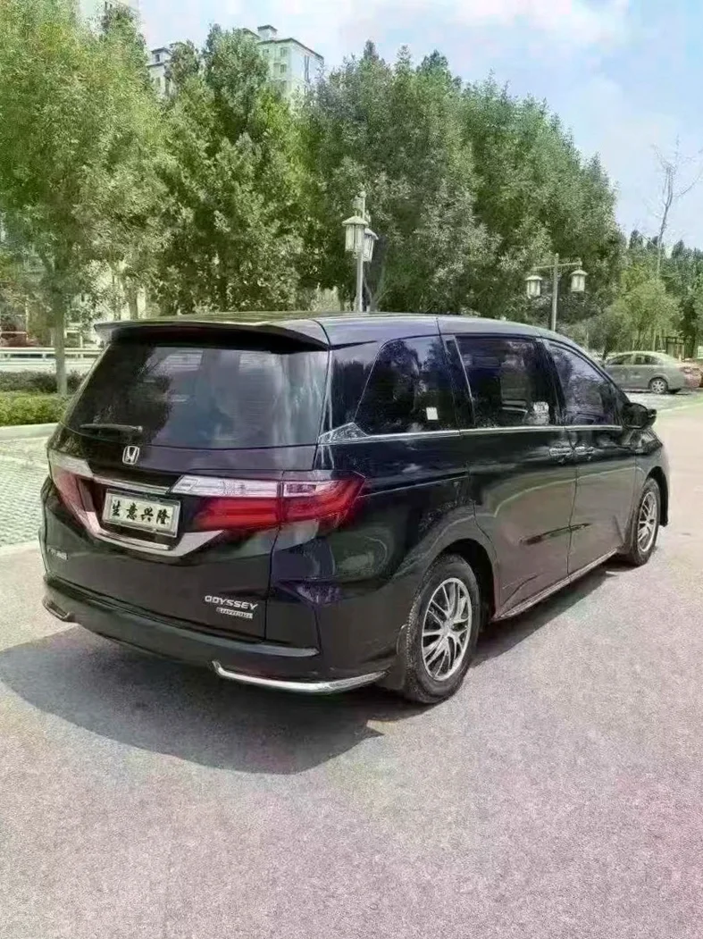 本田奥德赛 内饰后排