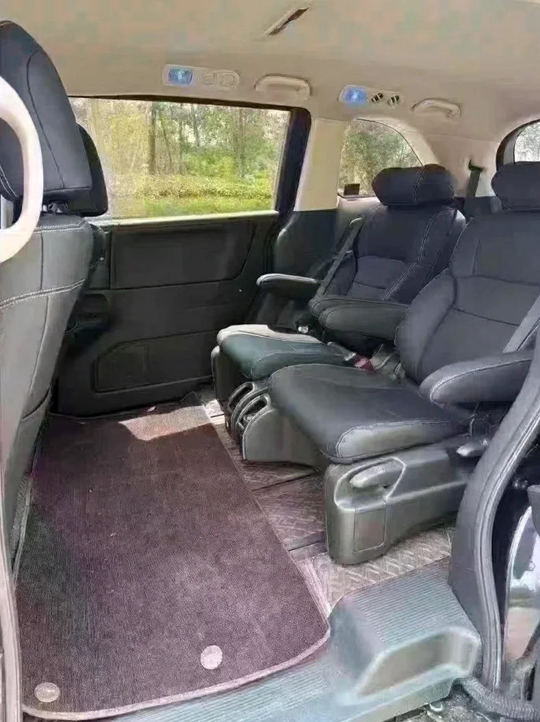 本田奥德赛 后面外观二