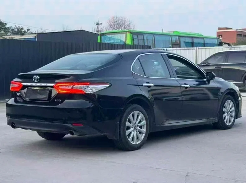 丰田凯美瑞 驾驶室