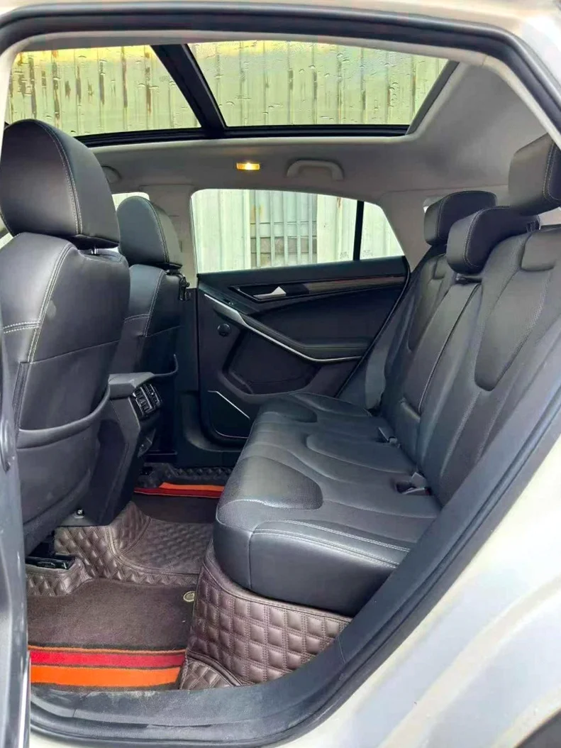 福特领界 后面外观三